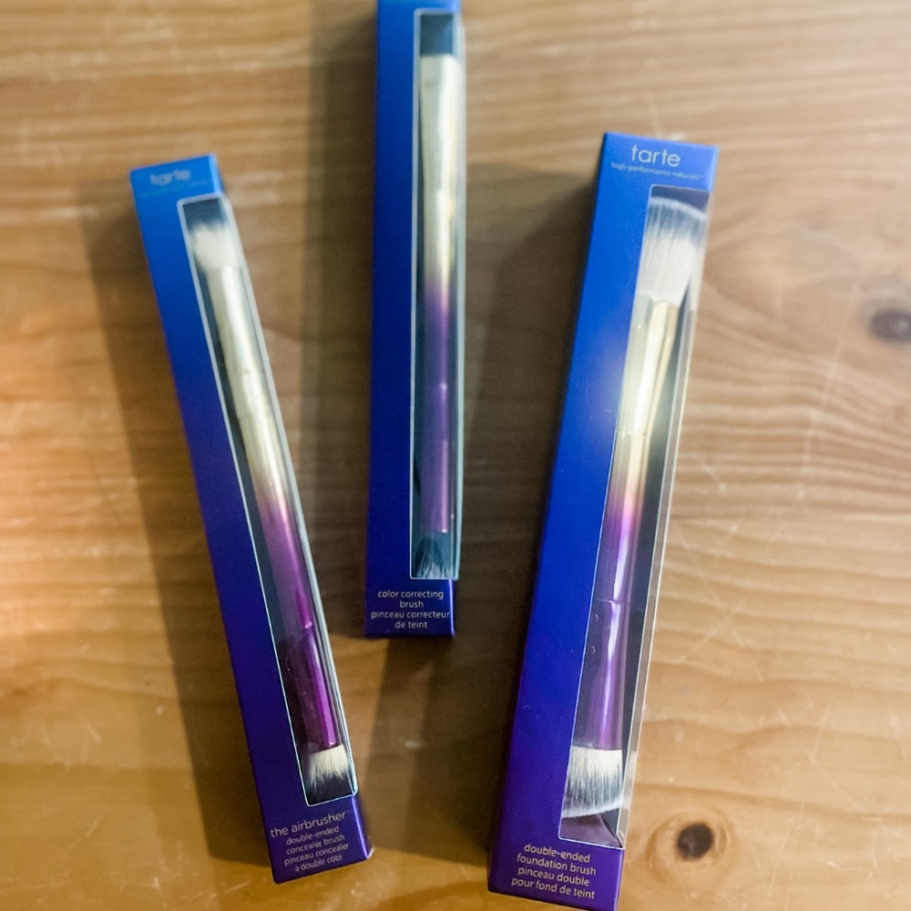 Tarte Rainforest of the Sea makeup brushes set